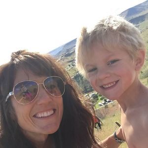 Meet your Posher, Lori